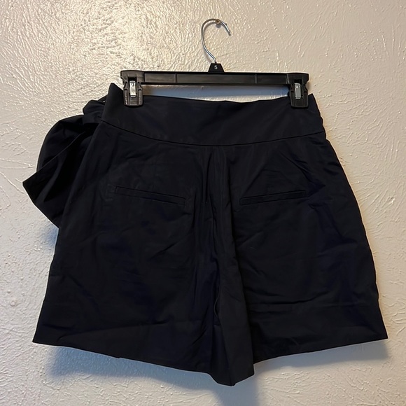 J. Crew Black Tie-Waist Shorts in Cotton Poplin Size 2 - Picture 3 of 9